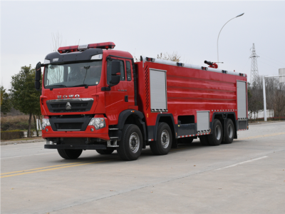 重汽豪沃25噸水罐消防車(chē)