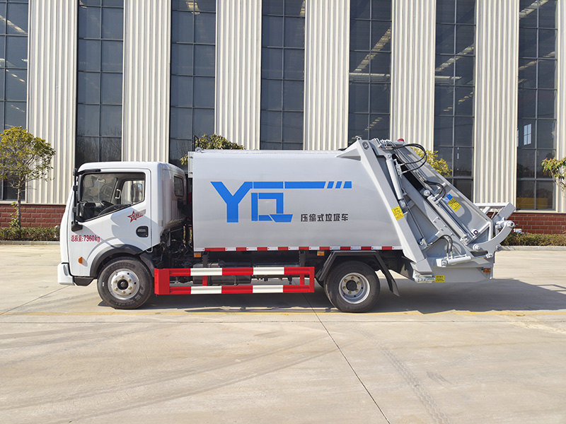 3308軸距新款7-8方壓縮垃圾車